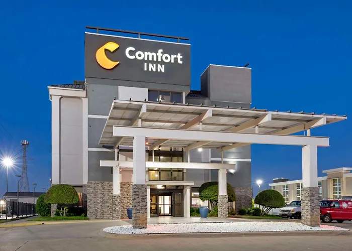 Comfort Inn Dallas North Love Field Airport