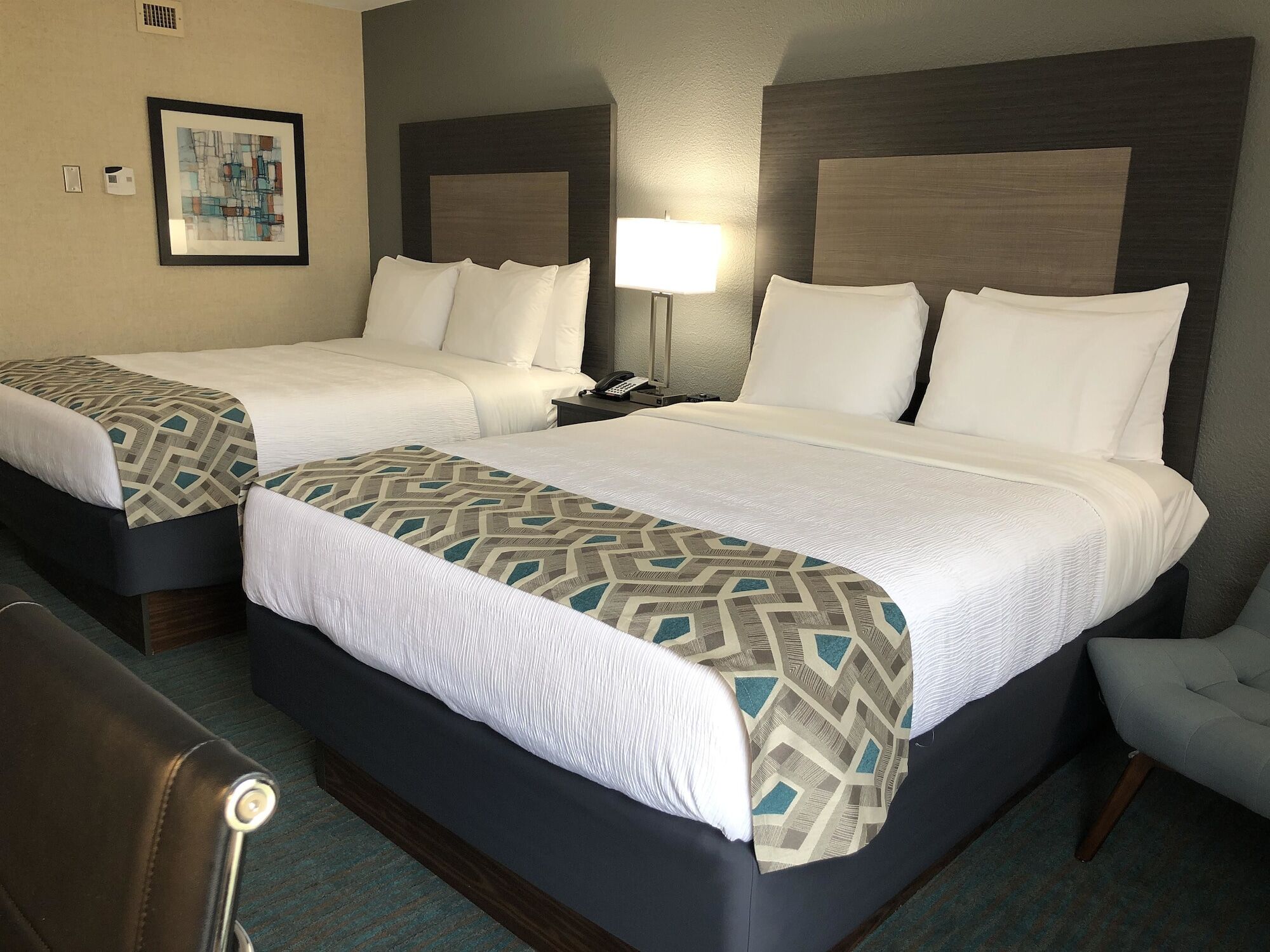Inn Comfort North Love Field Airport 4*