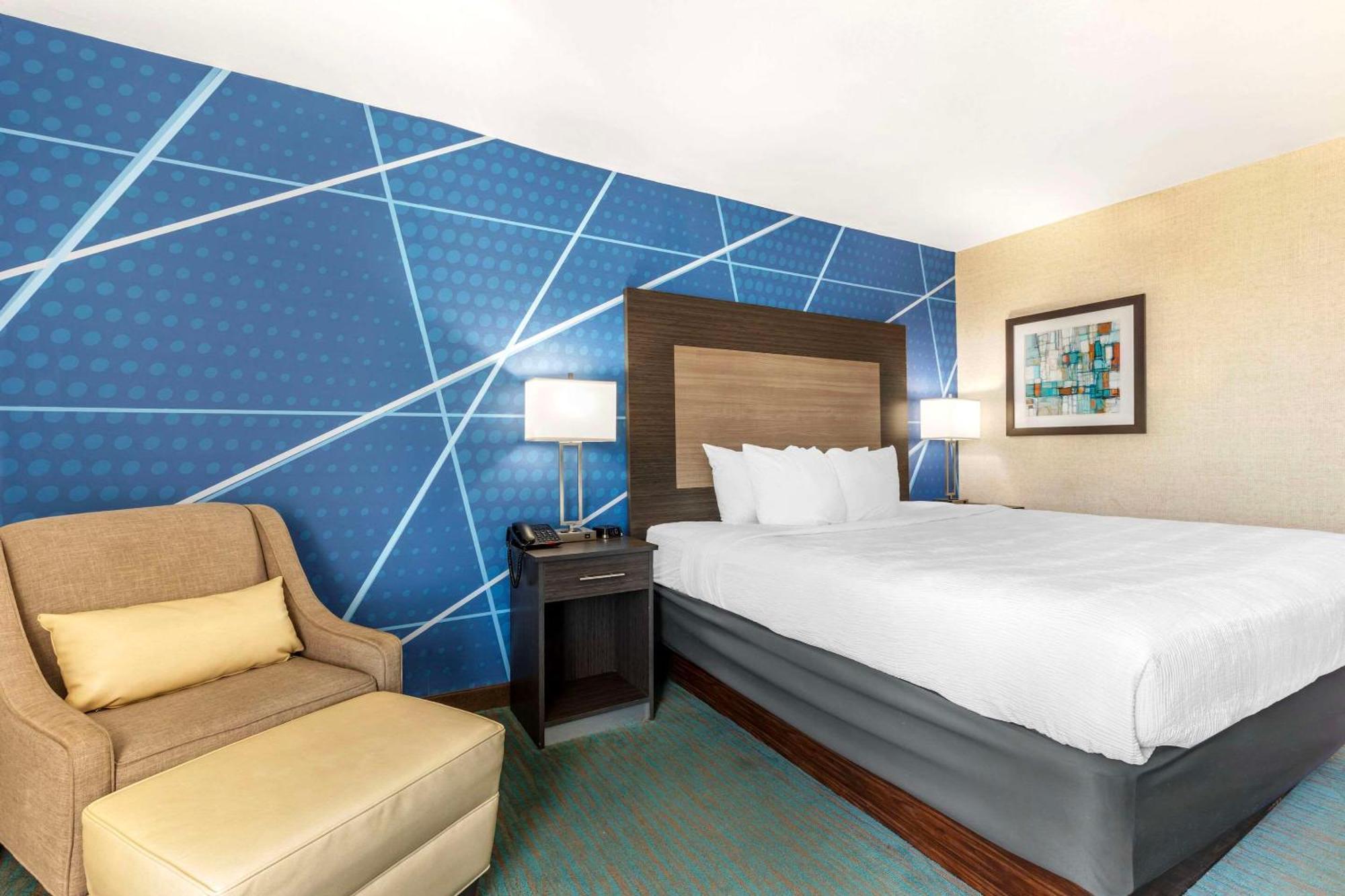 Comfort North Love Field Airport Estalagem 4*